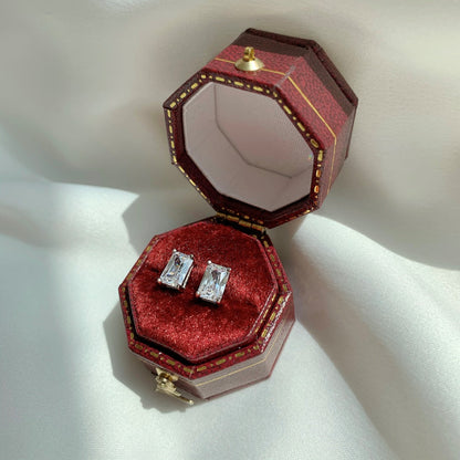 [Kincade Jewelery]Stylish Shiny Rectangular Center Stone Stud Earrings