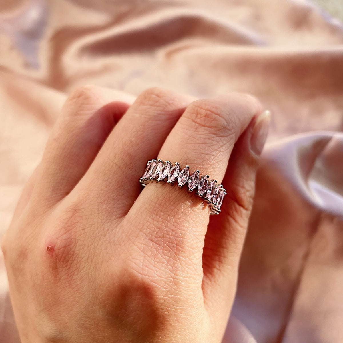 [Kincade Jewelery]Gorgeous Marquise Cut Tennis Ring