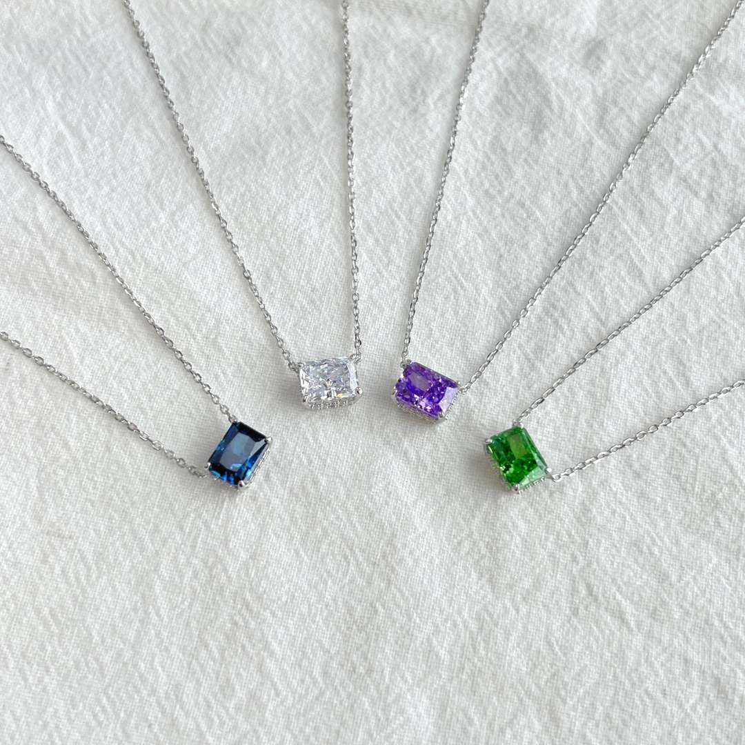 [Kincade Jewelery]Luxurious Square Shape Colorful Necalack