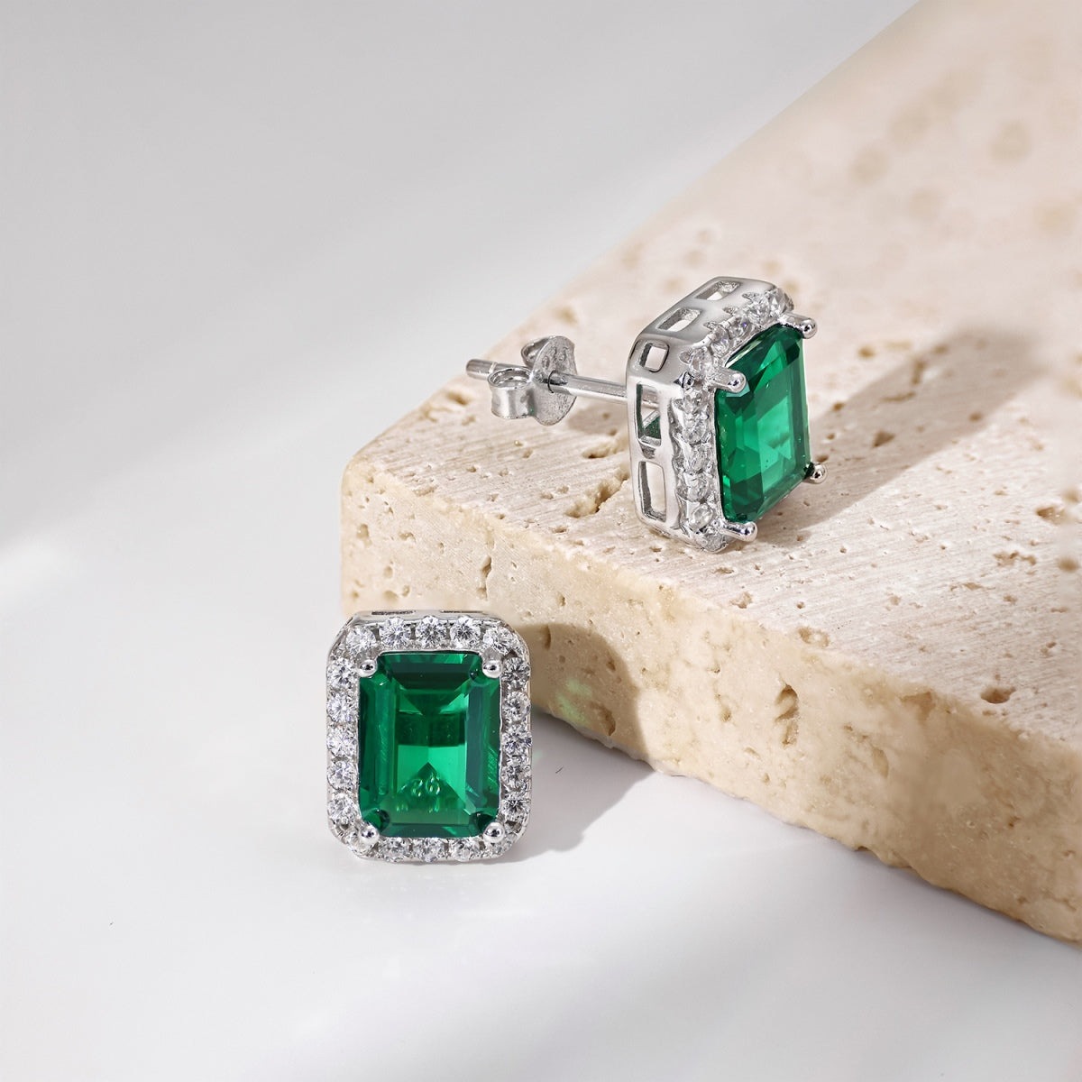 [Kincade Jewelery]Luxurious Dainty Emerald Cut Banquet Earrings
