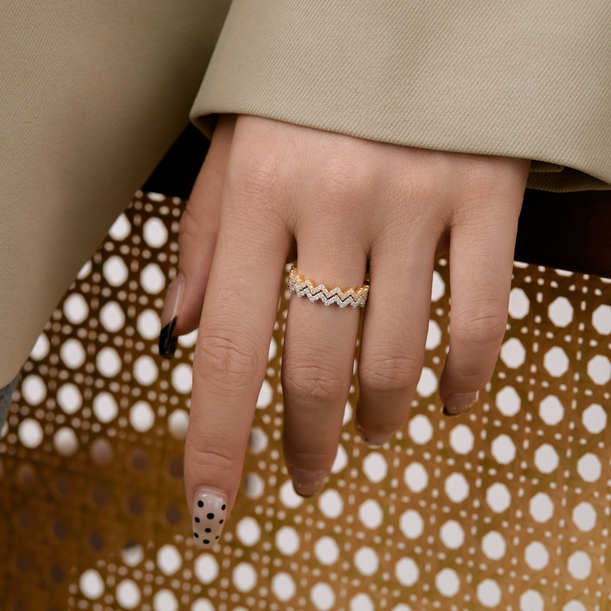 [Kincade Jewelery]Delicate Enchanting Wave Shape Daily Ring