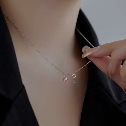 [Kincade Jewelery]Unique Heart Shape Key Pendent Necklace