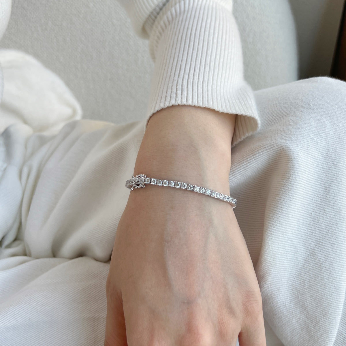 [Kincade Jewelery]Dainty Charming Round Cut Tennis Bracelet