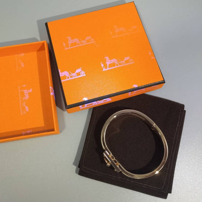 [Kincade Jewelrys]H RED BRACELET