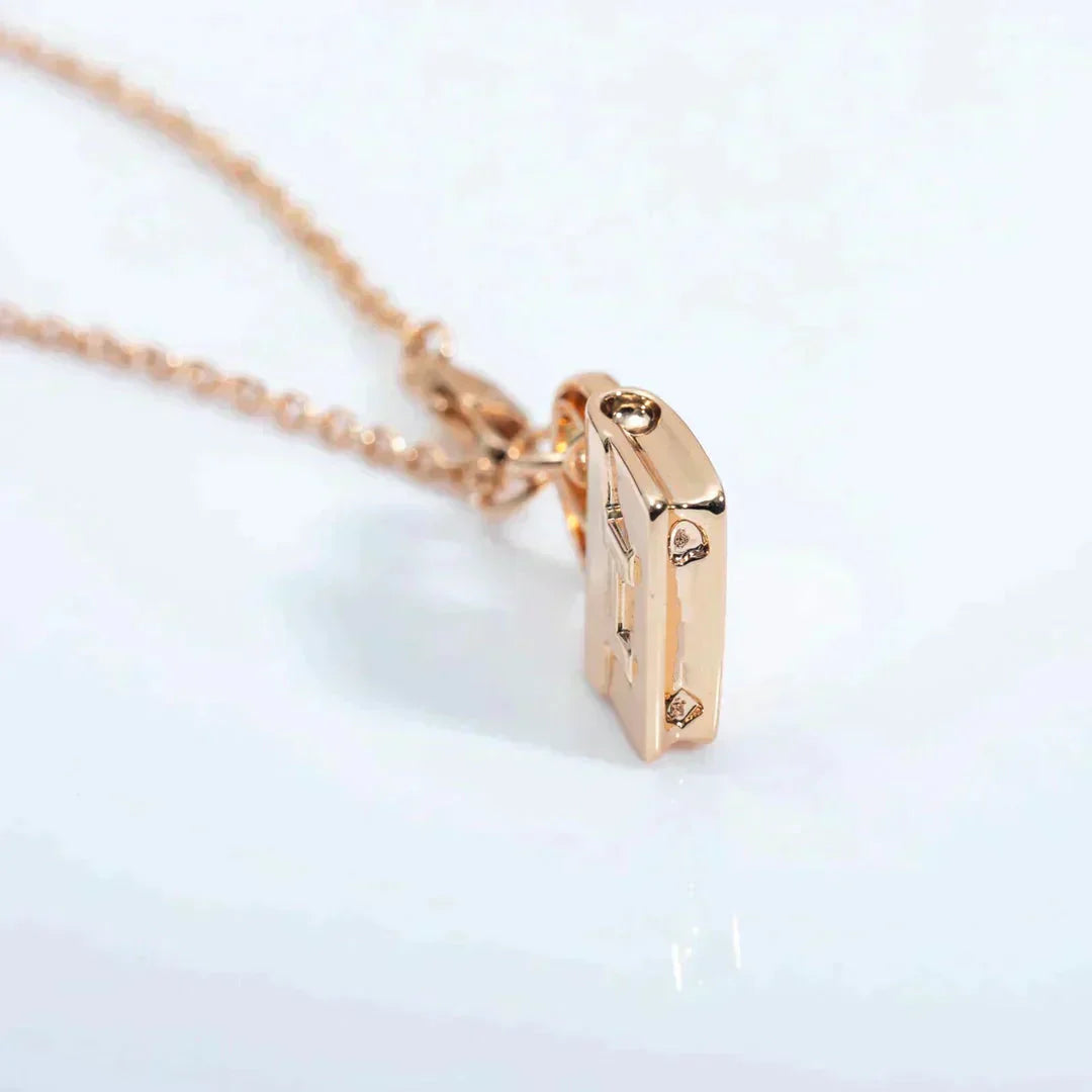 [Kincade Jewelrys]AMULETTE PEDANT ROSE GOLD NECKLACE