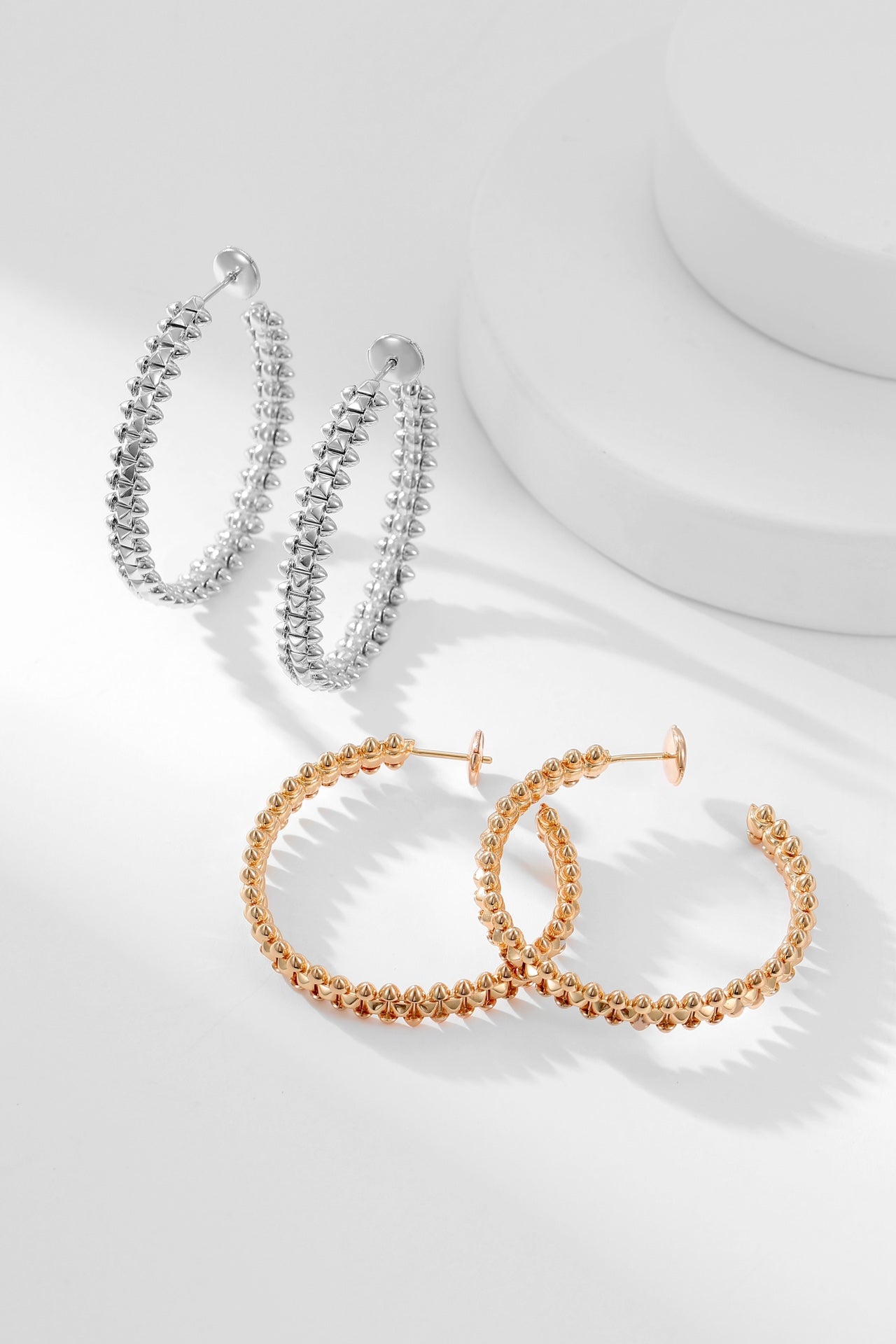 [Kincade Jewelrys]CLASH HOOP EARRINGS