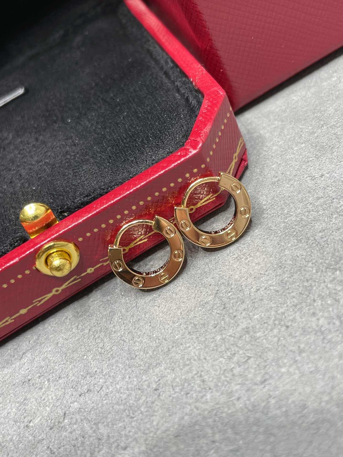 [Kincade Jewelrys]LOVE MINI EARRINGS