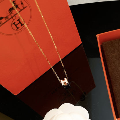 [Kincade Jewelrys]H WHITE SQUARE GOLD NECKLACE