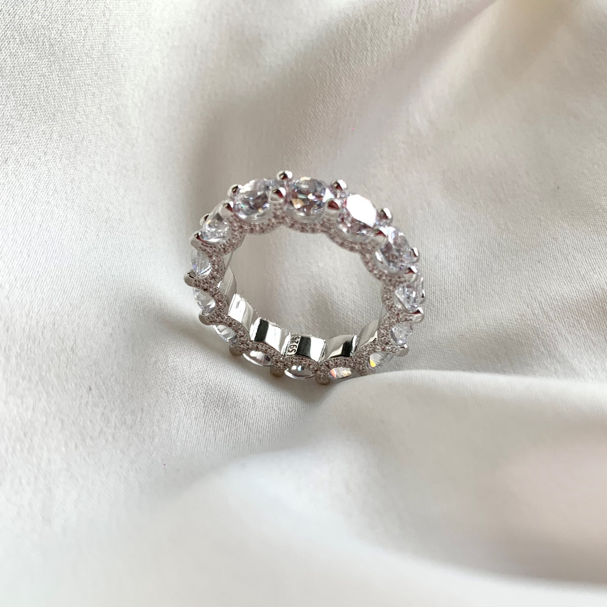 [Kincade Jewelery]Gorgeous Round Cut Tennis Ring
