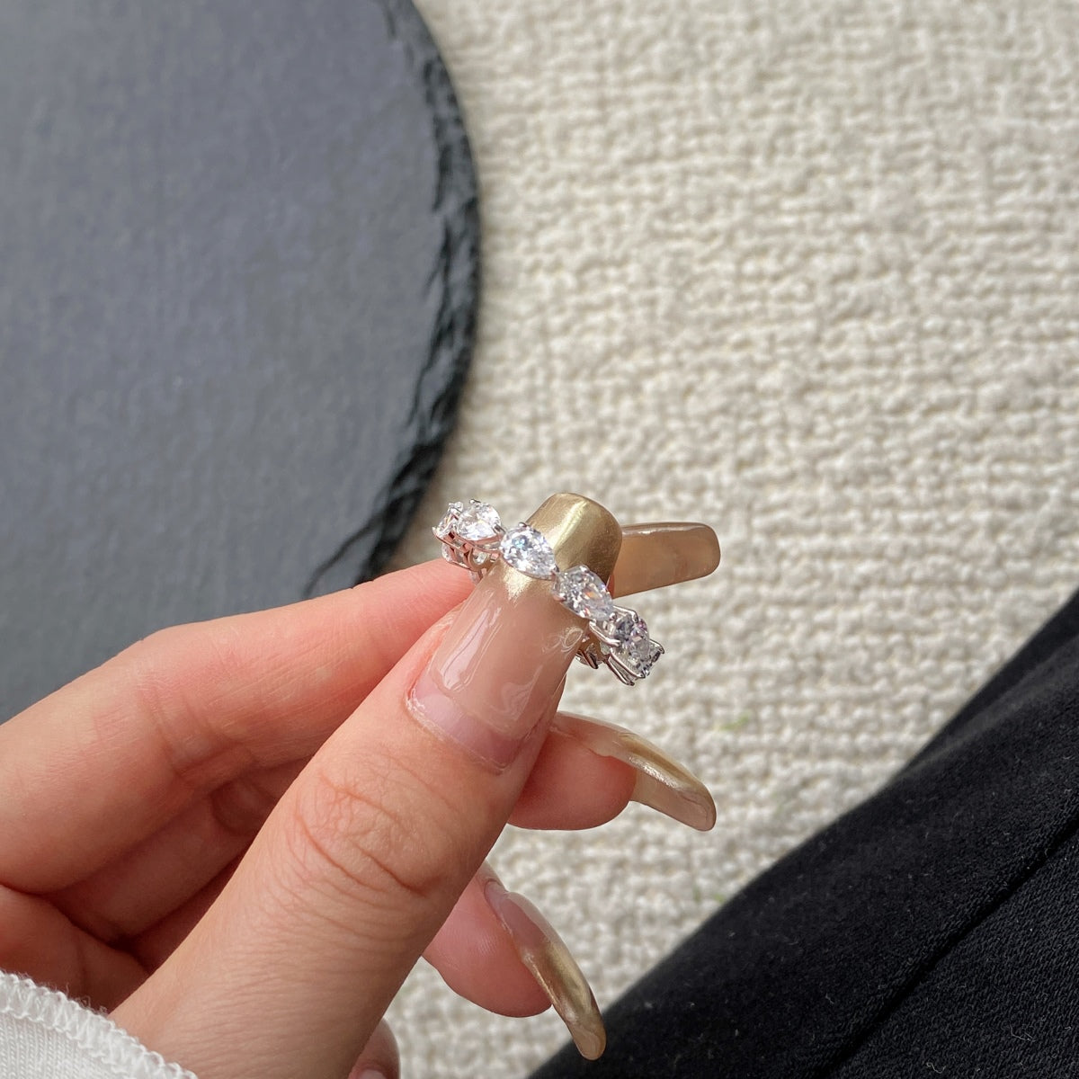 [Kincade Jewelery]Exquisite Pear Cut Tennis Ring