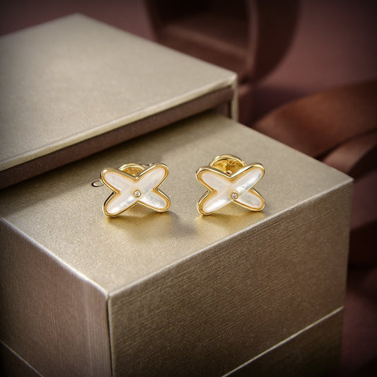 [Kincade Jewelrys]JEUX DE WHITE MOP GOLD DIAMOND EARRINGS