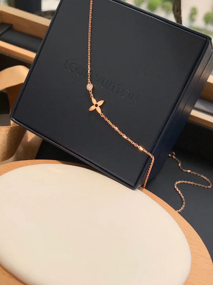 [Kincade Jewelrys]BLOSSOM PENDANT PINK GOLD AND DIAMOND