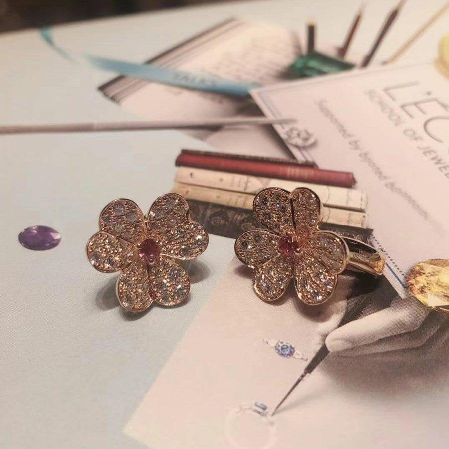 [Kincade Jewelrys]FRIVOLE PINK GOLD FLOWER DIAMOND EARRINGS