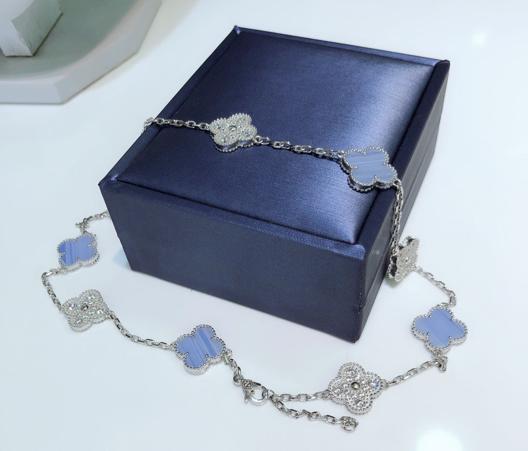 [Kincade Jewelrys]CLOVERS THE 10-MOTIFS CHALCEDONY DIAMONDS SILVER NECKLACE